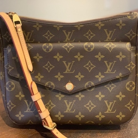 Louis Vuitton Handbags - Louis Vuitton Monogram Mabillon Canvas Handbag Bag